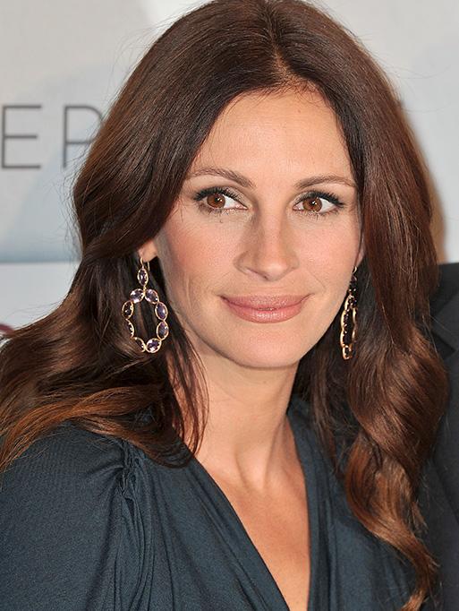 Julia Roberts wearing the Linked Marquis Earring