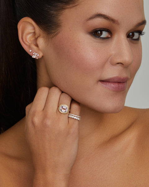 Yellow and White Gold Ring with Oval Shape Morganite and Diamonds