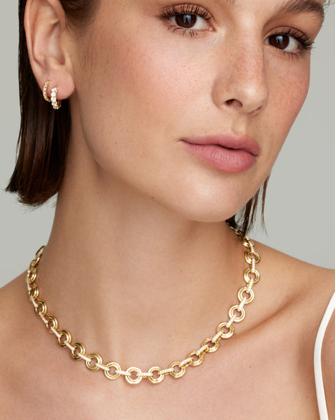 Double Round Link Necklace with Diamond Connections