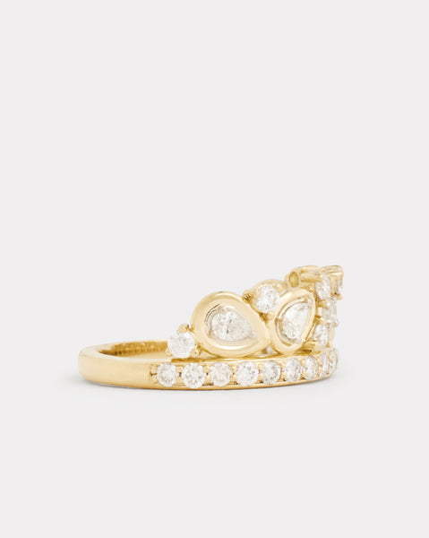 Yellow and White Gold Tiara Ring with Pear and Round Shaped Diamonds