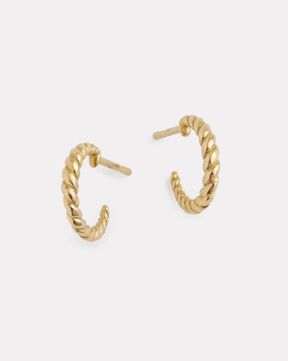 Petite Twisted Hoop