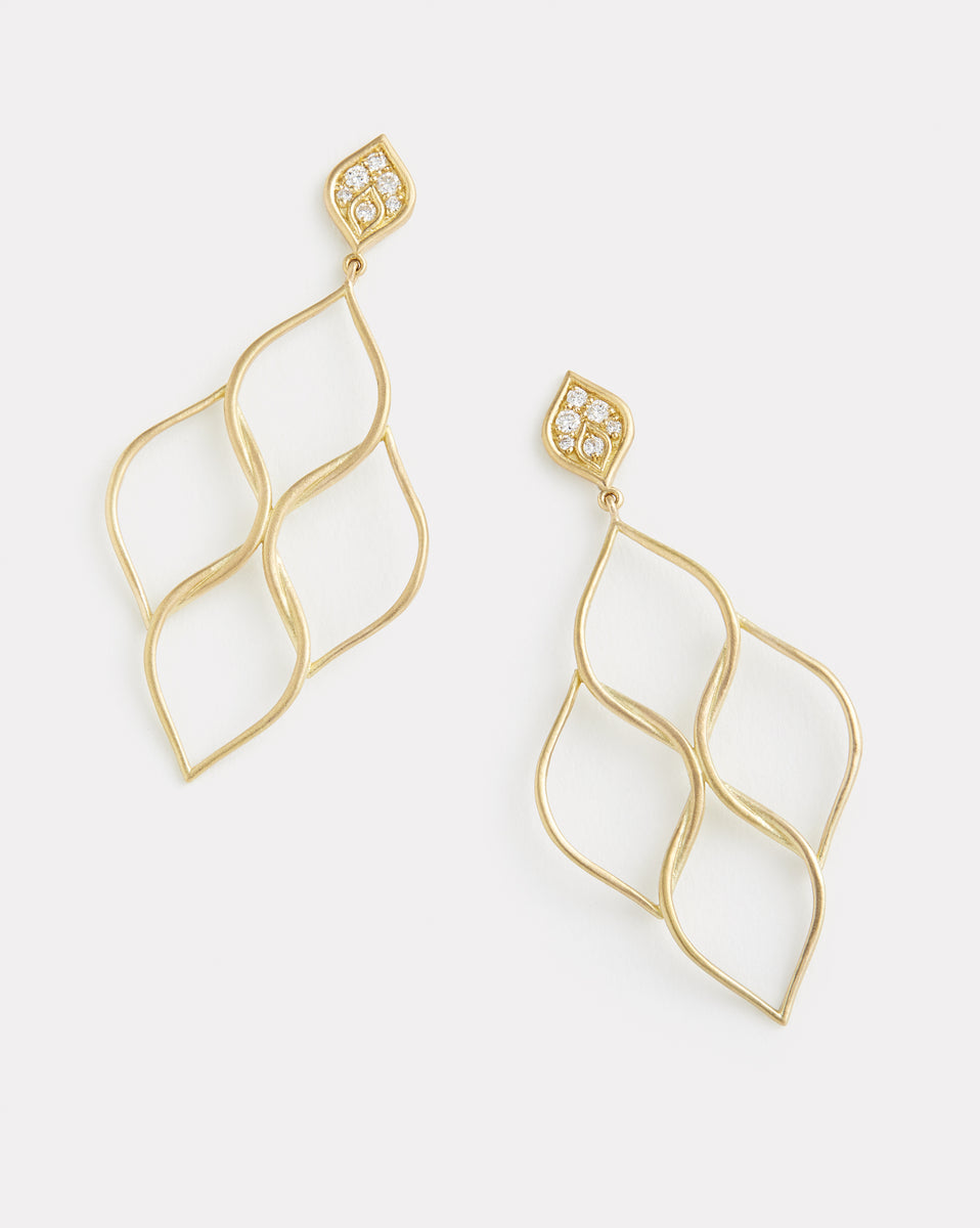 Woven Aladdin Earring with Diamonds