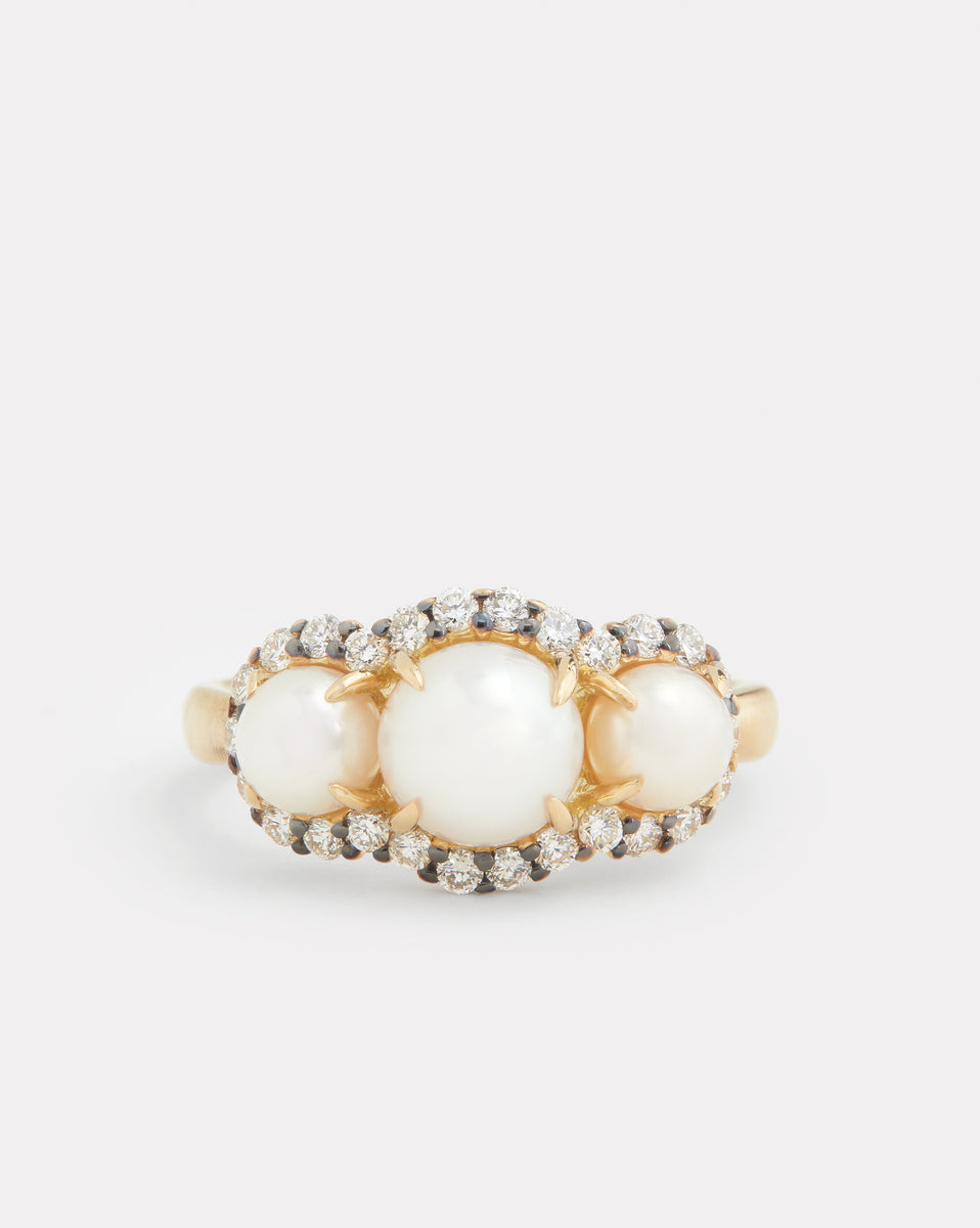 Diamond Edge Pearl Ring
