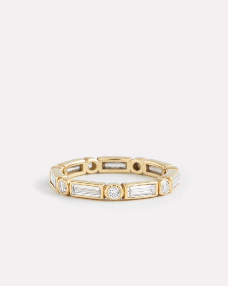 Round and Baguette Diamond Band